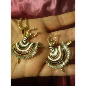 Betsey Johnson necklace brooch pin Dancing girl